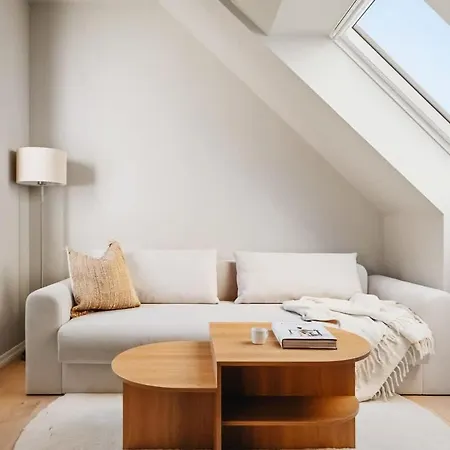 Apartmán Dinbnb L 2 Etasjers Toppleil L 2 Privat Balkonger L Ny 2024 *